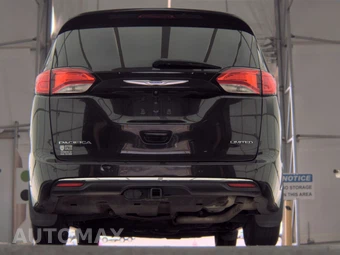 2018 Chrysler Pacifica Limited 121.6" WB – miniatura 7