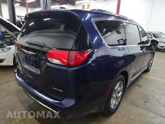 2018 Chrysler Pacifica Limited 121.6" WB – miniatura 3