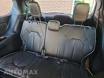 2018 Chrysler Pacifica Limited 121.6" WB - miniatura 15