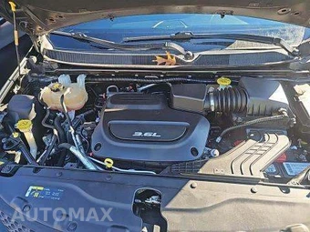 2018 Chrysler Pacifica Limited 121.6" WB - miniatura 24