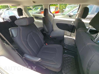 2018 Chrysler Pacifica LX 121.6" WB - miniatura 17