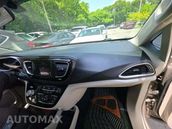2018 Chrysler Pacifica LX 121.6" WB - miniatura 20