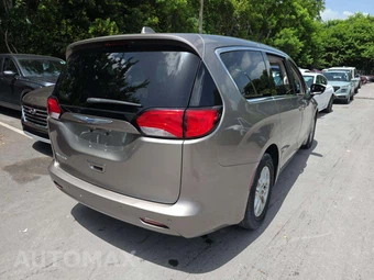 2018 Chrysler Pacifica LX 121.6" WB - miniatura 3