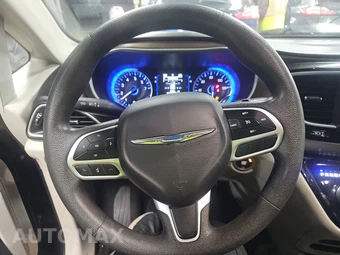 2018 Chrysler Pacifica LX 121.6" WB – miniatura 10