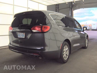 2018 Chrysler Pacifica LX 121.6" WB – miniatura 4