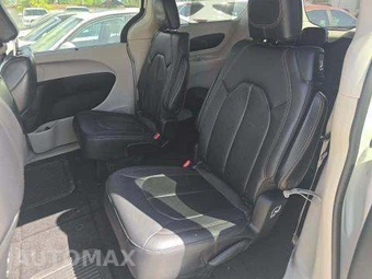 2018 Chrysler Pacifica Touring L 121.6" WB – miniatura 13