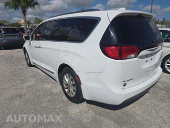 2018 Chrysler Pacifica Touring L 121.6" WB – miniatura 2
