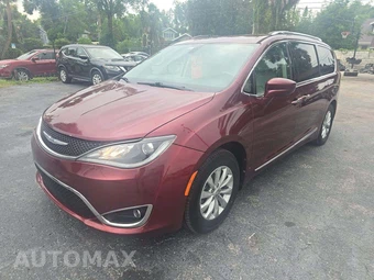 2018 Chrysler Pacifica Touring L 121.6" WB