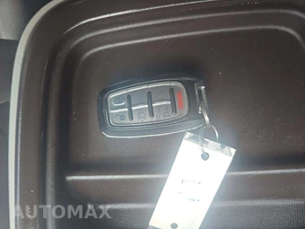 2018 Chrysler Pacifica Touring L 121.6" WB – miniatura 8