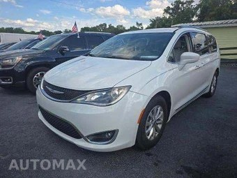 2018 Chrysler Pacifica Touring L 121.6" WB