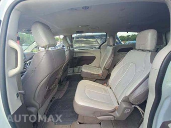 2018 Chrysler Pacifica Touring L 121.6" WB – miniatura 13
