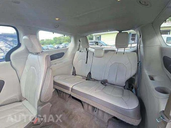 2018 Chrysler Pacifica Touring L 121.6" WB – miniatura 14