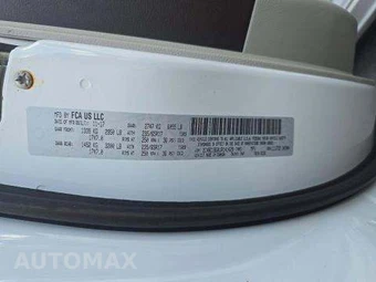 2018 Chrysler Pacifica Touring L 121.6" WB – miniatura 5