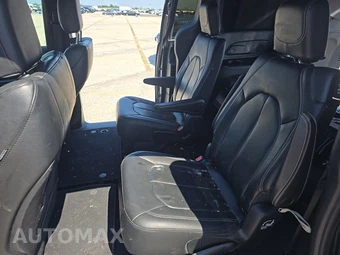 2018 Chrysler Pacifica Touring L 121.6" WB – miniatura 13