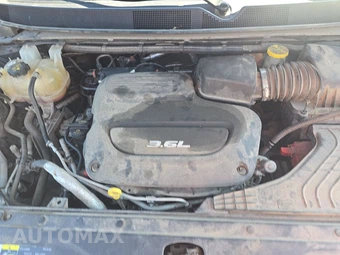 2018 Chrysler Pacifica Touring L 121.6" WB – miniatura 16