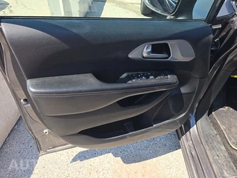 2018 Chrysler Pacifica Touring L 121.6" WB – miniatura 9