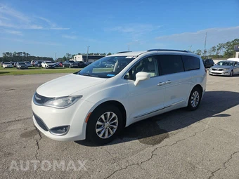 2018 Chrysler Pacifica Touring L 121.6" WB - samochód z USA z aukcji Manheim, oferta Kup Teraz w AUTOMAX