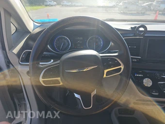 2018 Chrysler Pacifica Touring L 121.6" WB - miniatura 10