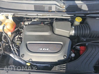 2018 Chrysler Pacifica Touring L 121.6" WB - miniatura 16
