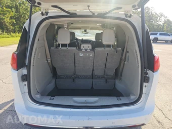 2018 Chrysler Pacifica Touring L 121.6" WB - miniatura 17