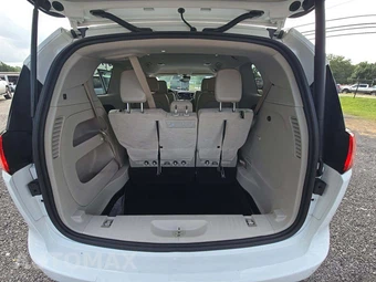 2018 Chrysler Pacifica Touring L 121.6" WB - miniatura 15
