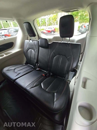 2018 Chrysler Pacifica Touring L 121.6" WB – miniatura 11