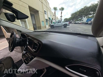 2018 Chrysler Pacifica Touring L 121.6" WB – miniatura 17