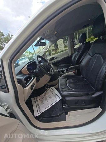 2018 Chrysler Pacifica Touring L 121.6" WB – miniatura 3