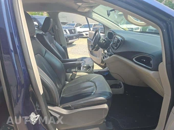 2018 Chrysler Pacifica Touring L 121.6" WB – miniatura 19