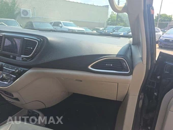 2018 Chrysler Pacifica Touring L 121.6" WB – miniatura 20