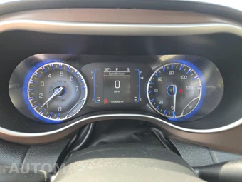 2018 Chrysler Pacifica Touring L 121.6" WB – miniatura 12