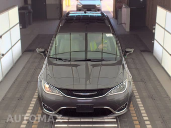 2018 Chrysler Pacifica Touring L 121.6" WB – miniatura 2