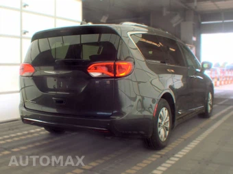 2018 Chrysler Pacifica Touring L 121.6" WB – miniatura 4