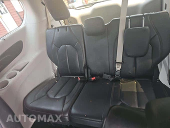 2018 Chrysler Pacifica Touring L 121.6" WB – miniatura 14