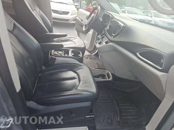2018 Chrysler Pacifica Touring L 121.6" WB – miniatura 19