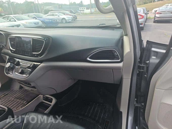 2018 Chrysler Pacifica Touring L 121.6" WB – miniatura 20