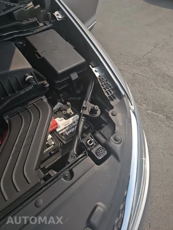 2018 Chrysler Pacifica Touring L 121.6" WB – miniatura 25