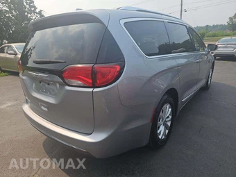 2018 Chrysler Pacifica Touring L 121.6" WB – miniatura 3