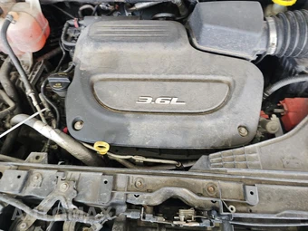 2018 Chrysler Pacifica Touring L 121.6" WB – miniatura 15