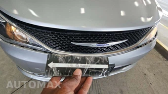 2018 Chrysler Pacifica Touring L 121.6" WB – miniatura 37