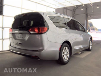 2018 Chrysler Pacifica Touring L 121.6" WB – miniatura 4
