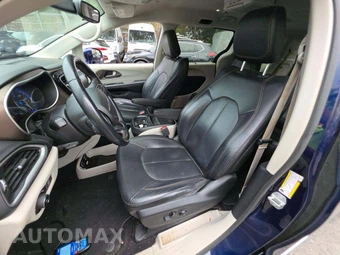 2018 Chrysler Pacifica Touring L 121.6" WB – miniatura 3