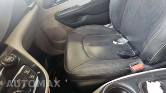 2018 Chrysler Pacifica Touring L 121.6" WB – miniatura 23