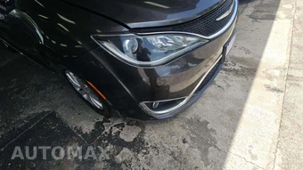 2018 Chrysler Pacifica Touring L 121.6" WB – miniatura 38