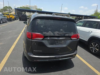 2018 Chrysler Pacifica Touring L 121.6" WB – miniatura 5