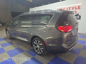 2018 Chrysler Pacifica Touring L 121.6" WB – miniatura 2