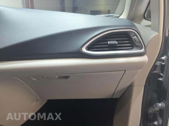 2018 Chrysler Pacifica Touring L 121.6" WB – miniatura 20