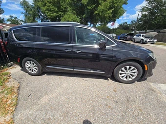 2018 Chrysler Pacifica Touring L 121.6" WB – miniatura 4