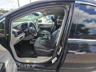 2018 Chrysler Pacifica Touring L 121.6" WB – miniatura 6