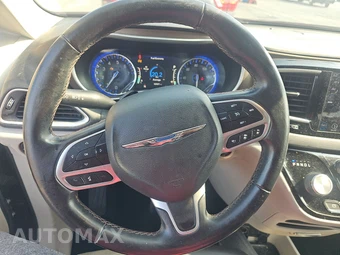 2018 Chrysler Pacifica Touring L 121.6" WB – miniatura 10